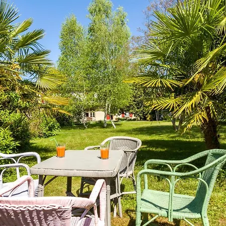 La Maison De L'ousse לינה וארוחת בוקר Livron