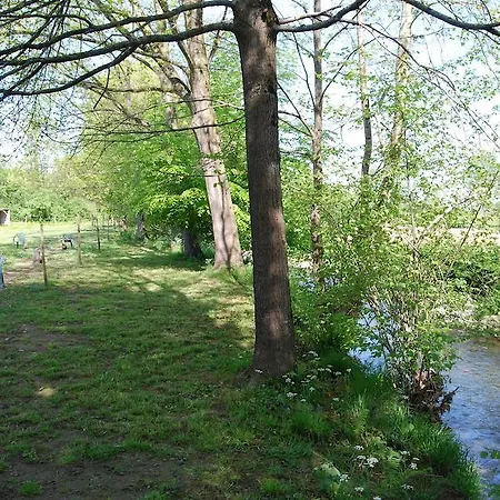 לינה וארוחת בוקר La Maison De L'ousse