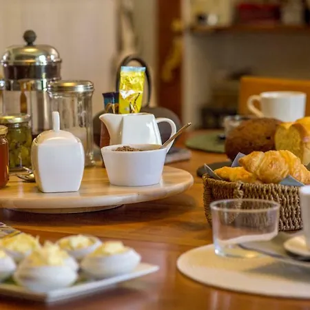 לינה וארוחת בוקר La Maison De L'ousse