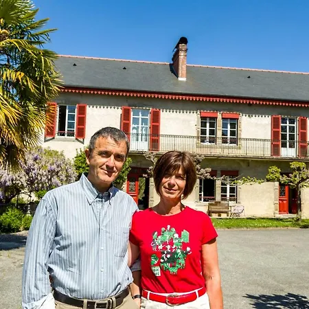 فندق مبيت وإفطار La Maison De L'ousse 3*