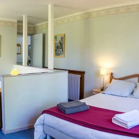 לינה וארוחת בוקר La Maison De L'ousse Livron