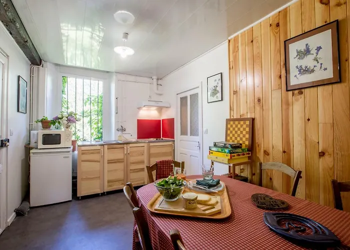 La Maison De L'ousse Panzió Livron